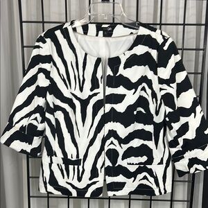 Black and White Crew Neck Cropped Zebra Print Jacket with convertible sleeves.